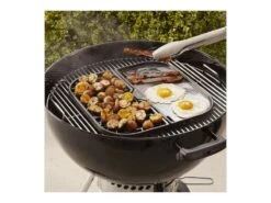 Weber® Grill & Bakplaat 9 Weber® Grill & Bakplaat -Kampeeruitrusting Winkel 361 3 weber ® grill bakplaat 8858
